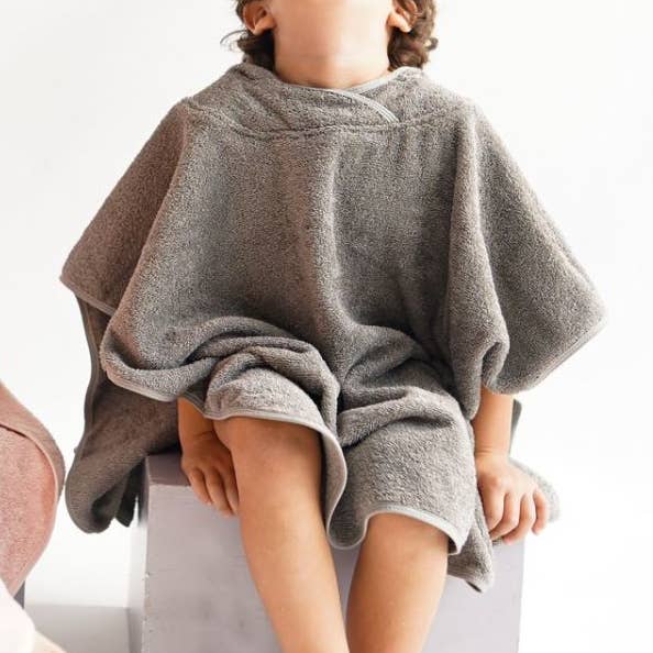 Toalla Poncho Gris para venta al por mayor de Baboo