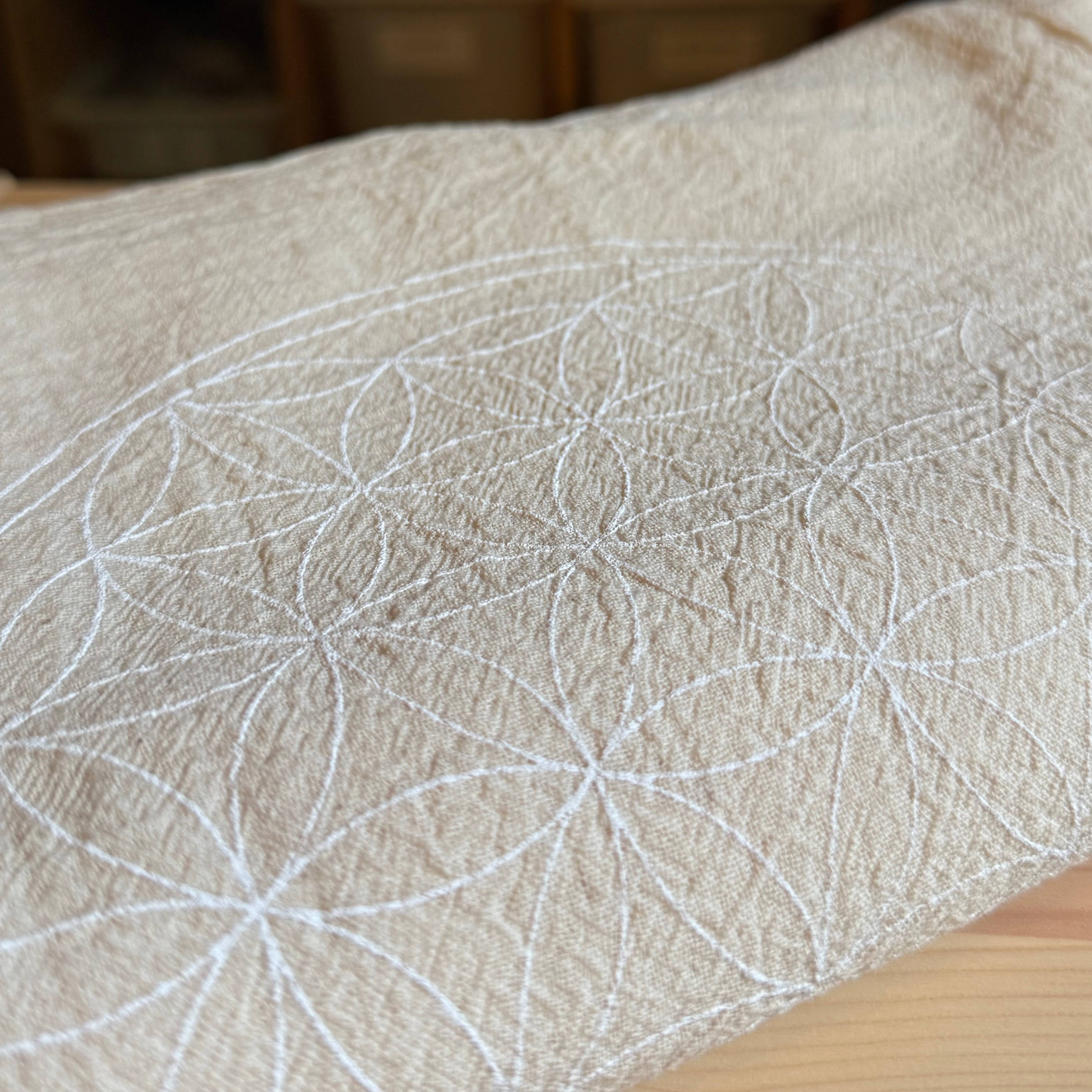 Crystal Grids - Vente Accessoire de méditation - Impression blanche Fleur de Vie, Tissu de Grille de Cristal, Tissu d'Autel13