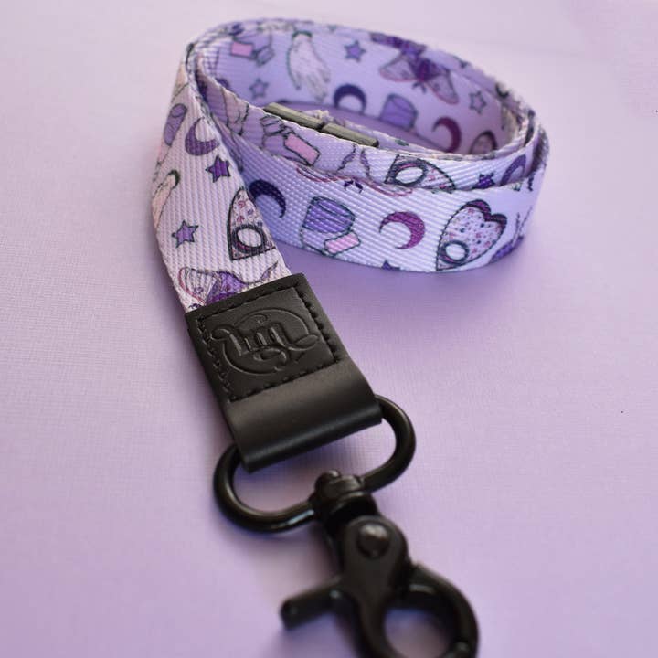 Lunamise – wholesale Lanyard – Women’s – Witchy Lanyard2