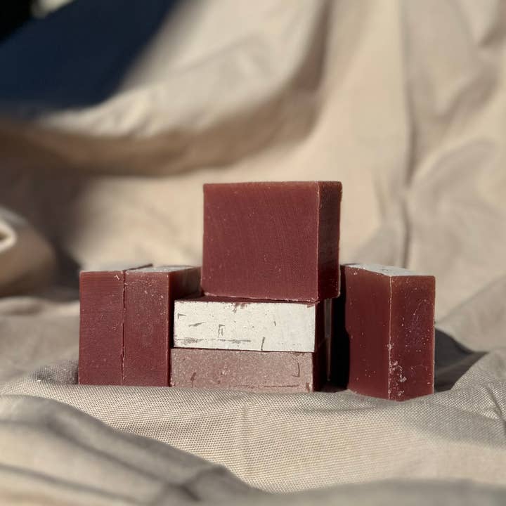 Handmade Soap Club - Wholesale Bar Soap - Cedar Wood & Frankincense Soap Bar1