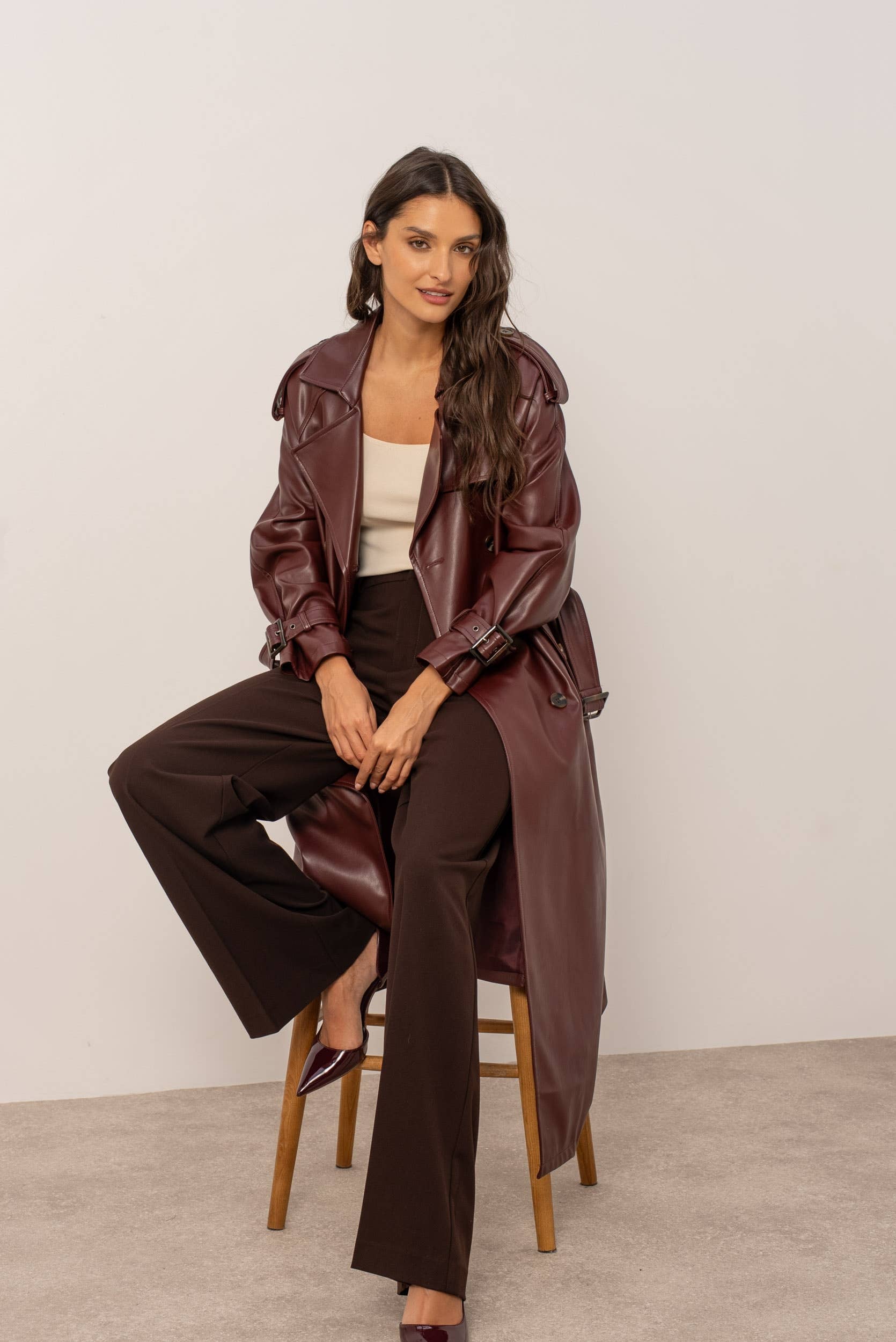 Attentif Paris - Wholesale Trench Coat - Women's - Long vegan leather trench coat28