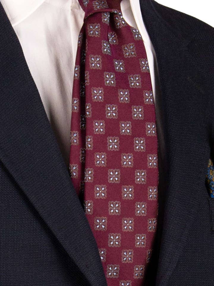Burgundy Silk Tie with Sky Blue Pattern AN7149 for wholesale by Graffeo Cravatte