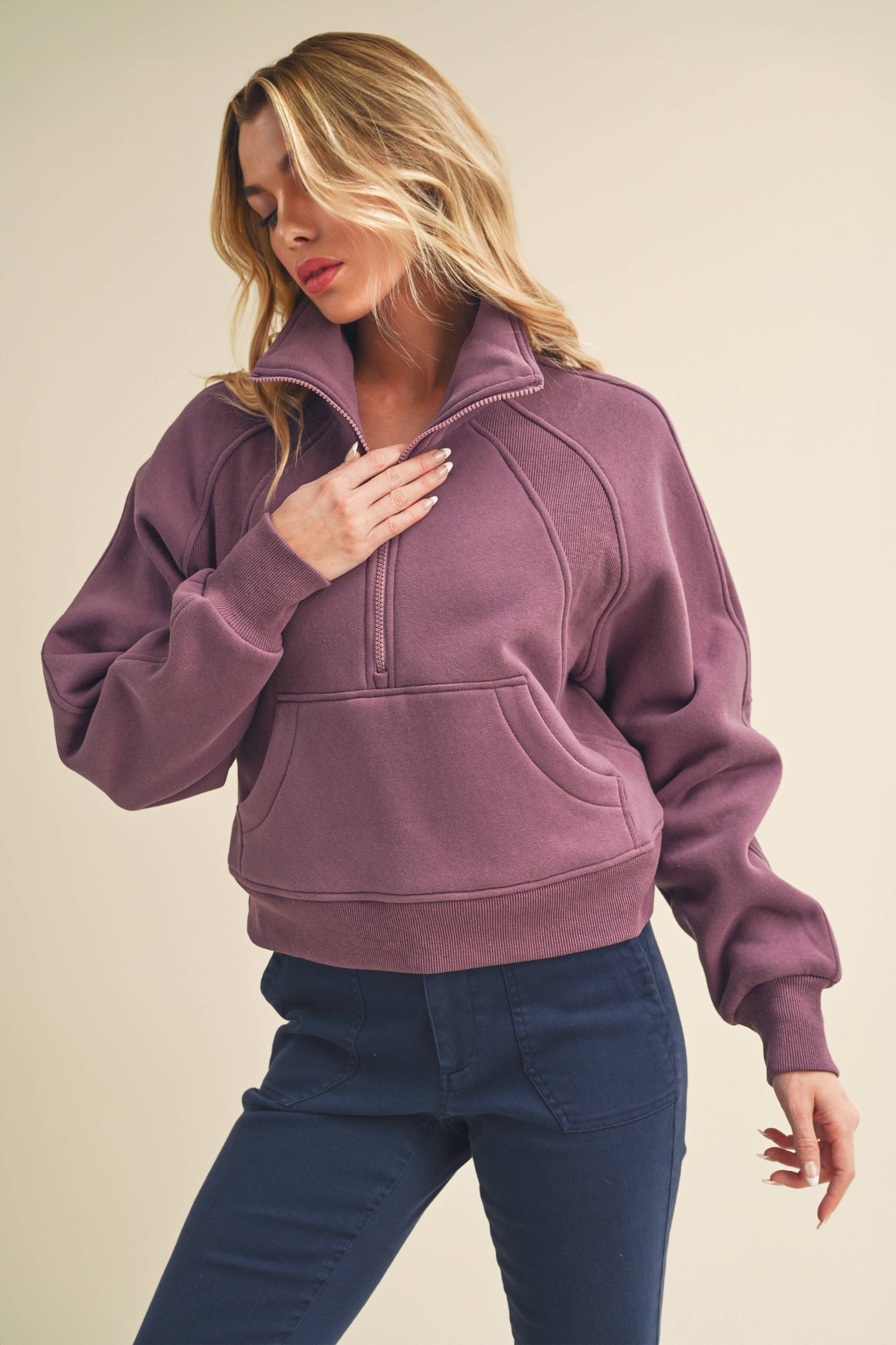 AEMI + CO - Wholesale Sweatshirt - Dames - 950CK Duif, trechterhals, halve ritssluiting, 213