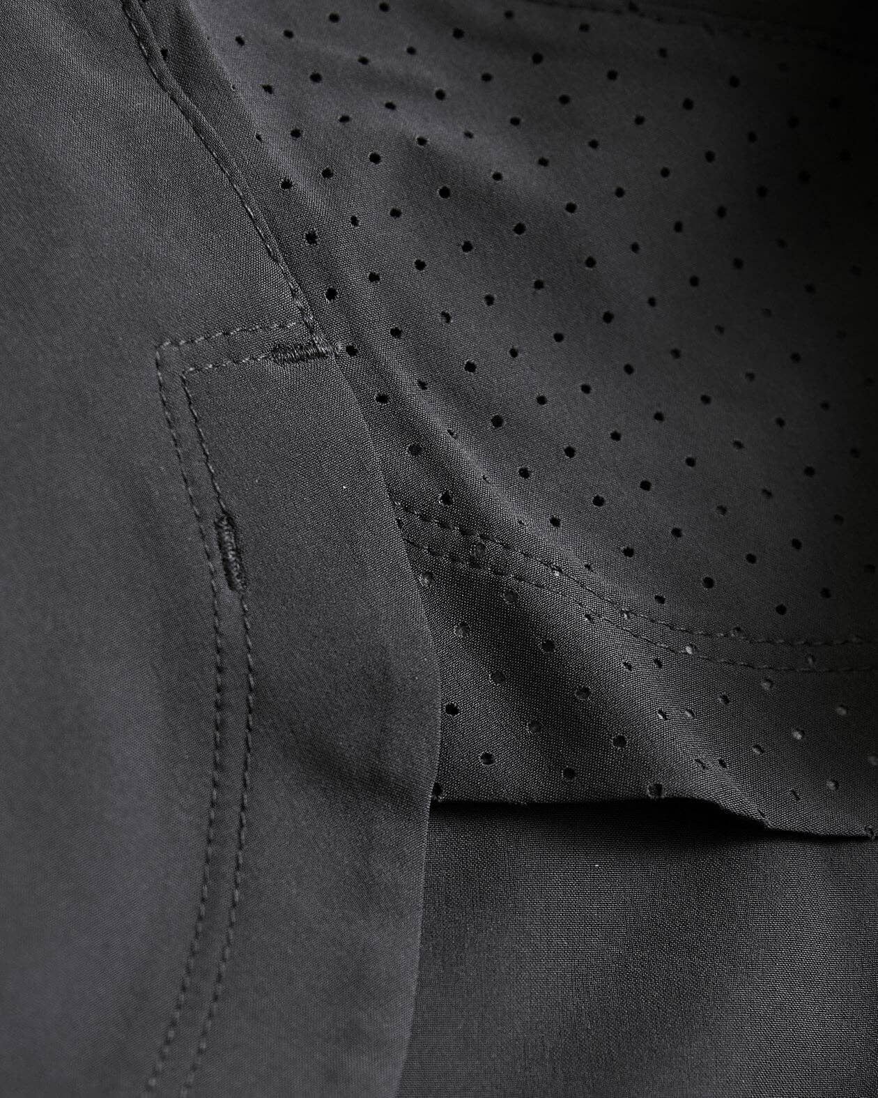 True Classic - Wholesale Athletic Shorts - Men's - 7" Carbon Active Training Shorts7