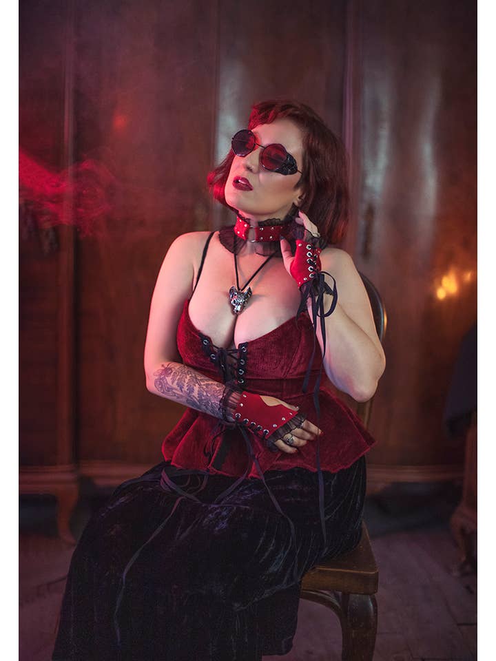 Costurero Real - Wholesale Costume - Women's - Red Velvet Corset bodice, Tapestry Victorian Gothic vampire9