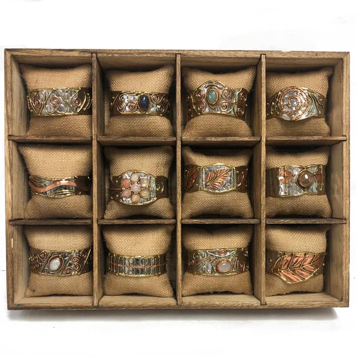 Anju Jewelry - Wholesale Jewelry Stand & Display - Wooden Tray and Natural Burlap Cushions