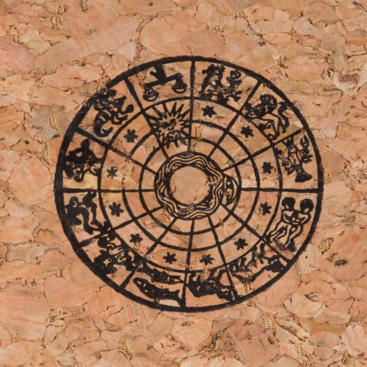 Carnet en liège sur l'astrologie et le zodiaque - Carnet ligné de 192 pages pour la vente par Resolute Star