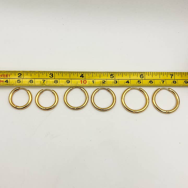 Fiona Grace - Wholesale Jewelry Set - Larger 18k Gold Huggies- Set Of 35