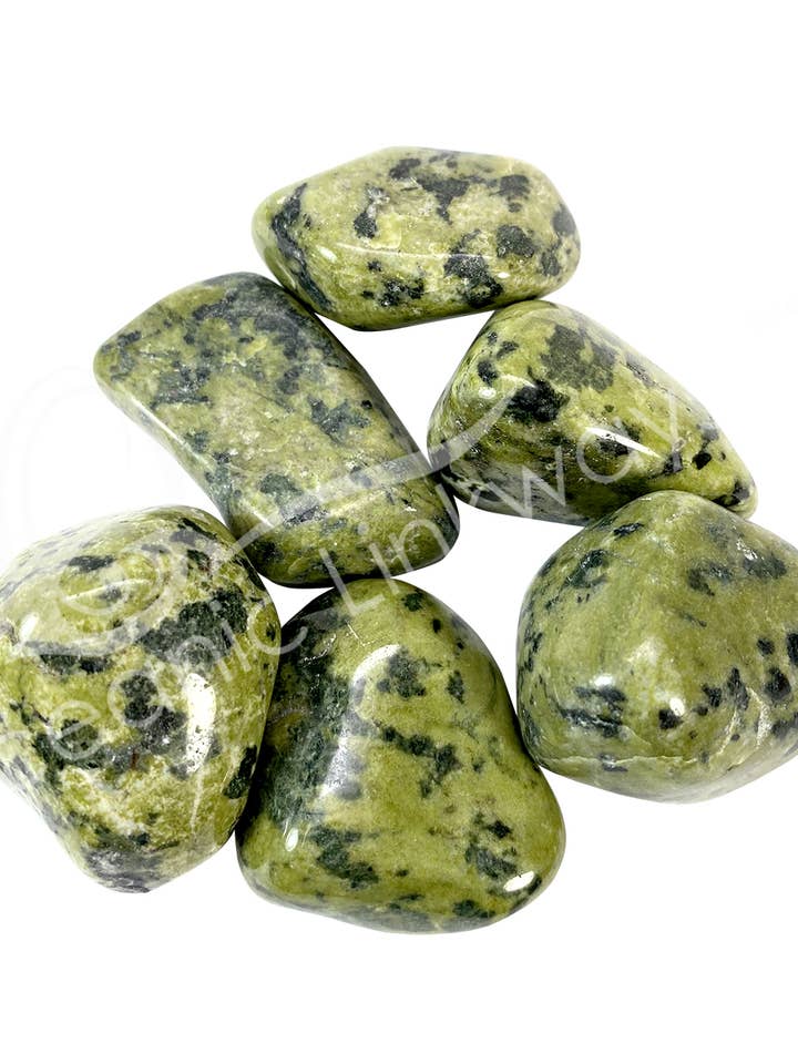 PEBBLES - JADE, NEPHRITE 25-50 MM (KG) for wholesale by Oceanic Linkways Inc