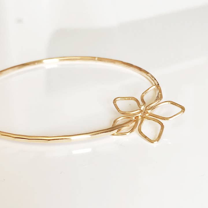 Armband TIARE (B325) per la vendita all'ingrosso da parte di Maimoda Jewelry