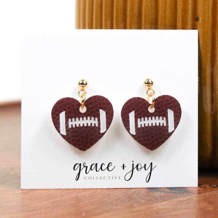 Orecchini Pendenti a Forma di Cuore da Calcio, Orecchini in Acrilico per il Giorno della Partita per la vendita all'ingrosso da parte di Grace + Joy Collective