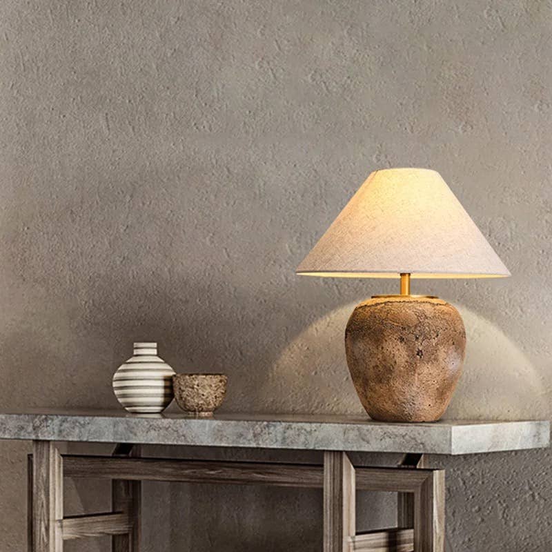 Delmar Decor - Wholesale Accent/Desk Lamp - Ceramic Lamp 1
