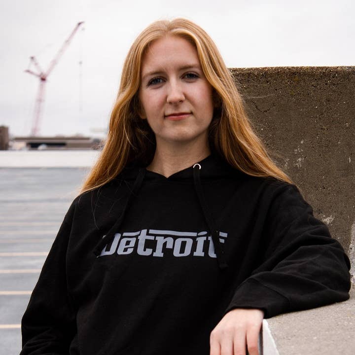 Sweat à capuche Detroit Grigio - VENTE FINALE pour la vente par Detroit Shirt Co.