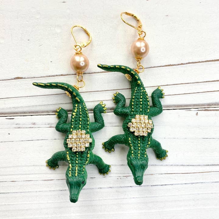 Boucles d'oreilles en alligator pour la vente par Lenora Dame