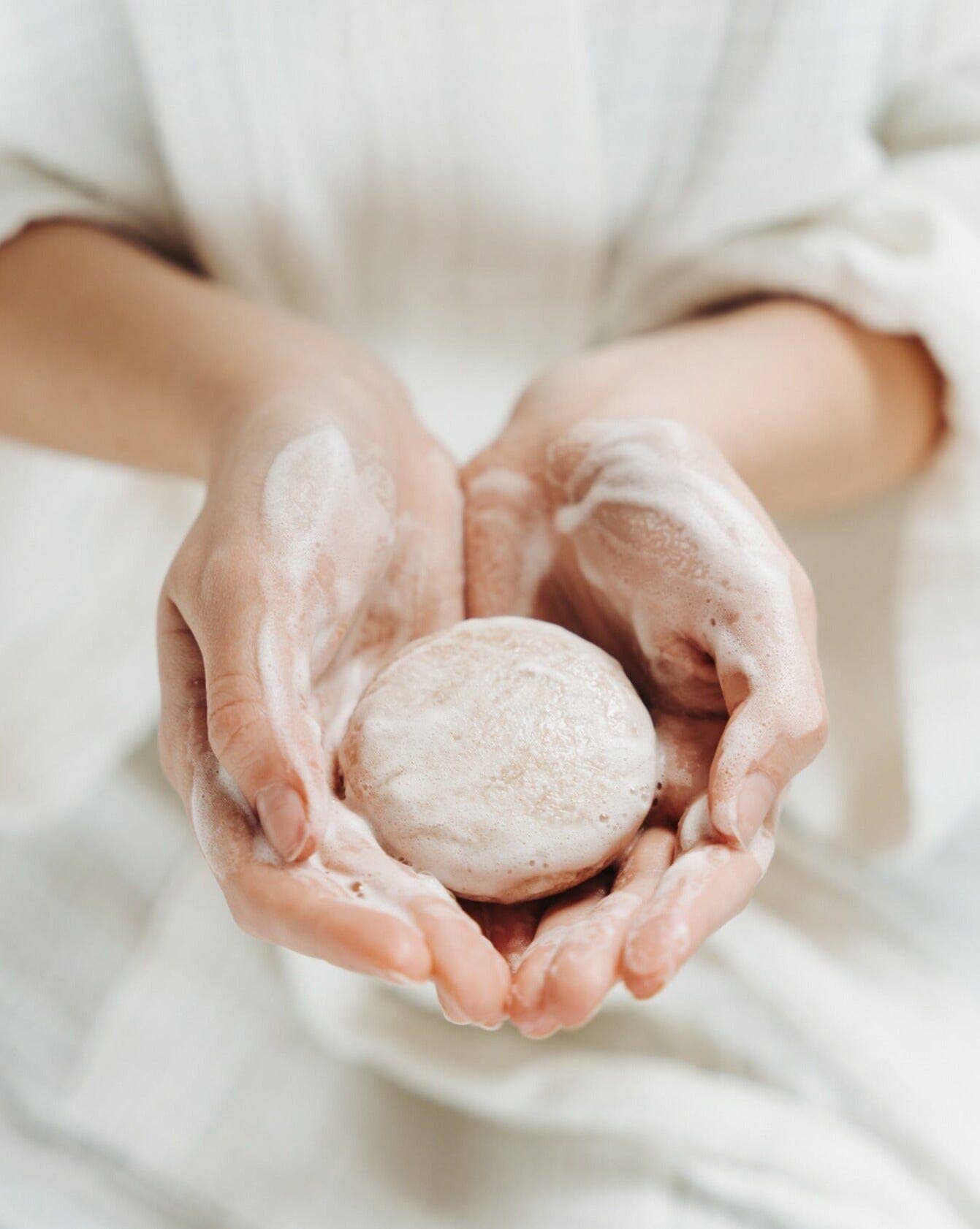 Zero Waste MVMT - Wholesale Shampoo Puck/Solid Shampoo - Shampoo Bar | Cedar + Patchouli | Zero Waste Hair Care6