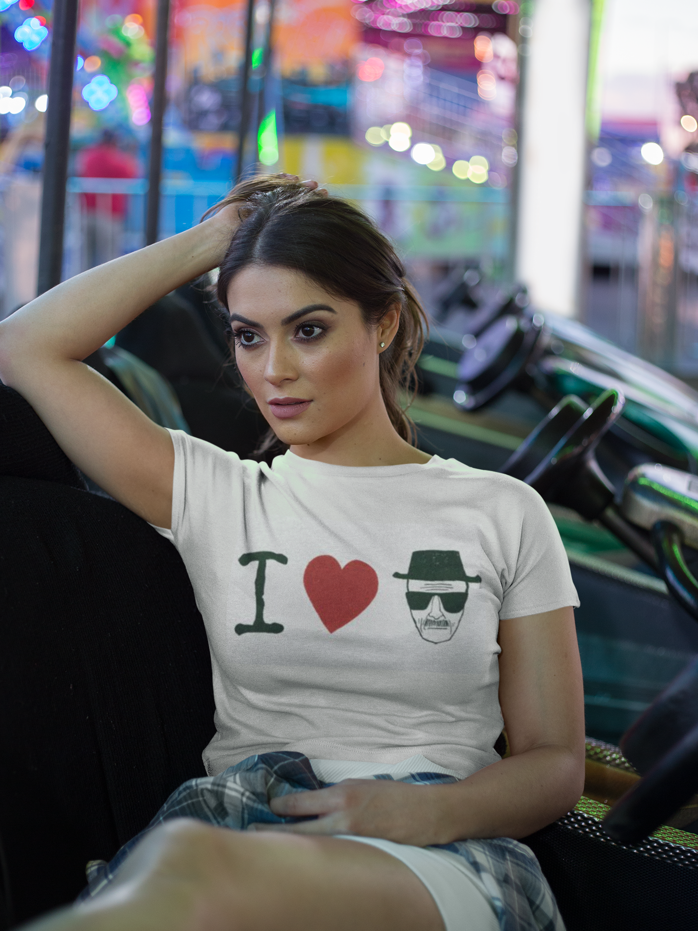 Official Store – wholesale Screen printed t-shirt – Women′s – Breaking Bad - I Heart Heisenberg Women's Juniors T Shirt3