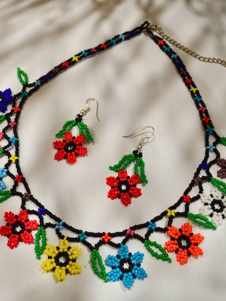 Floral Chocker Jewelry Set | Beaded Jewelry | Multibead Set for wholesale by Cordelia Kraft