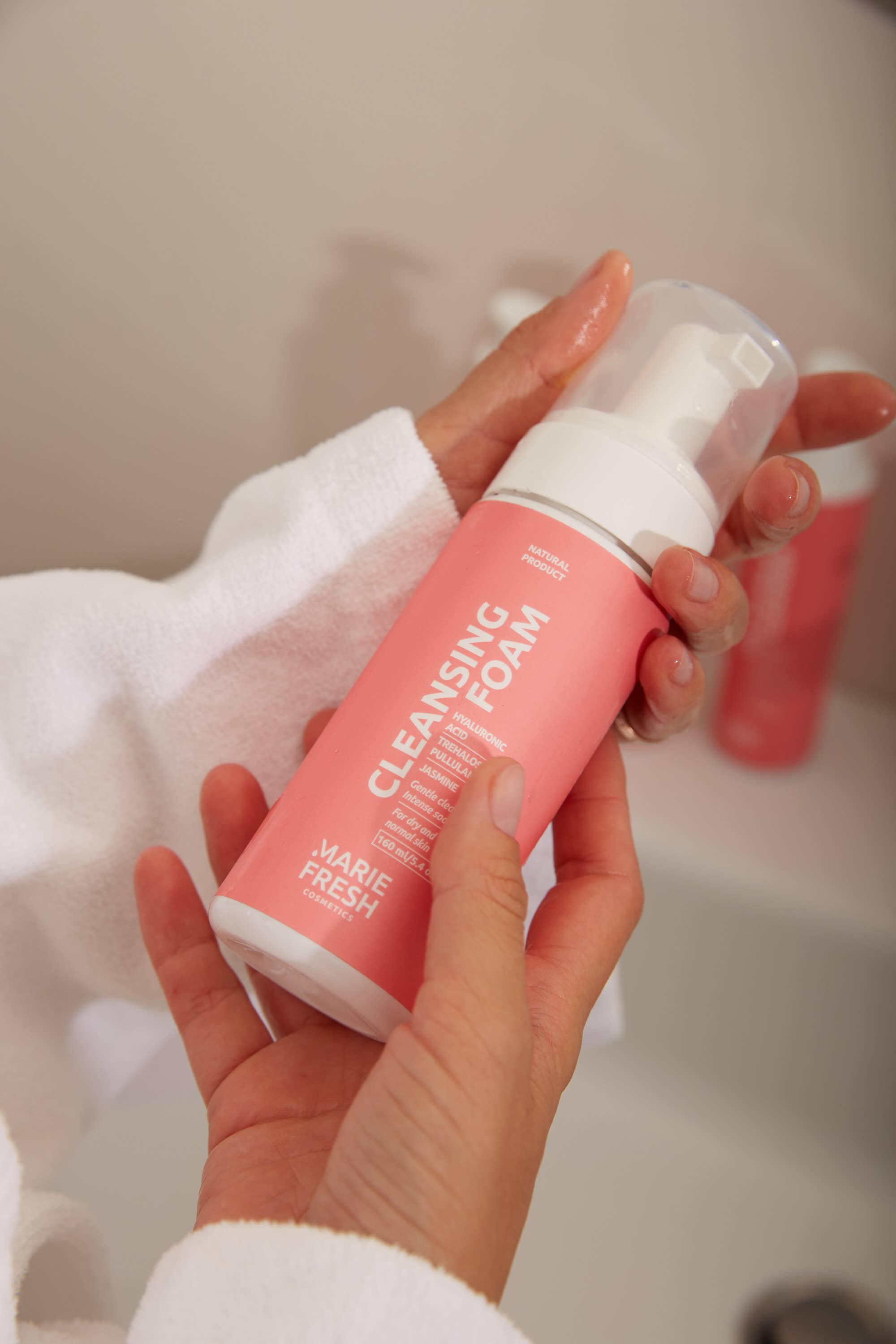 Marie Fresh Cosmetics - Vendita all'ingrosso Detergenti per il viso - Schiuma detergente per pelli secche e normali2