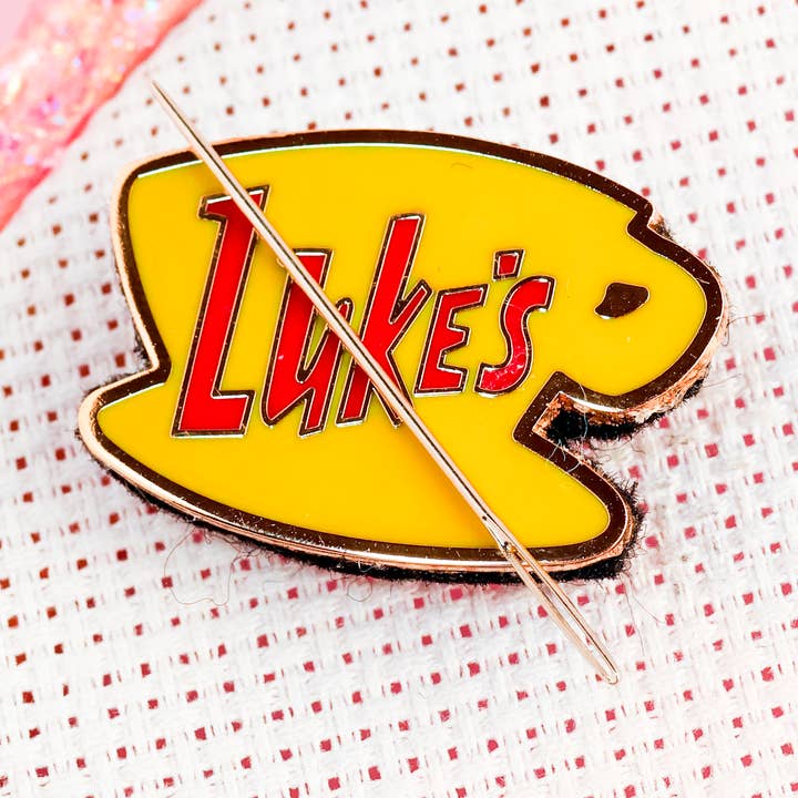 Coffee Cup Needle Minder Magnet for wholesale by Glitterland