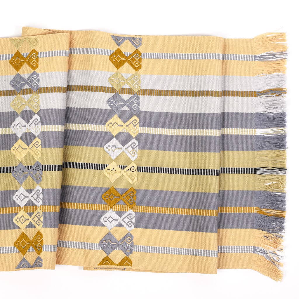 Mayamam Weavers - Wholesale Table Runner - Artisan Made Guatemalan Hand Woven Celebration Table Runner8