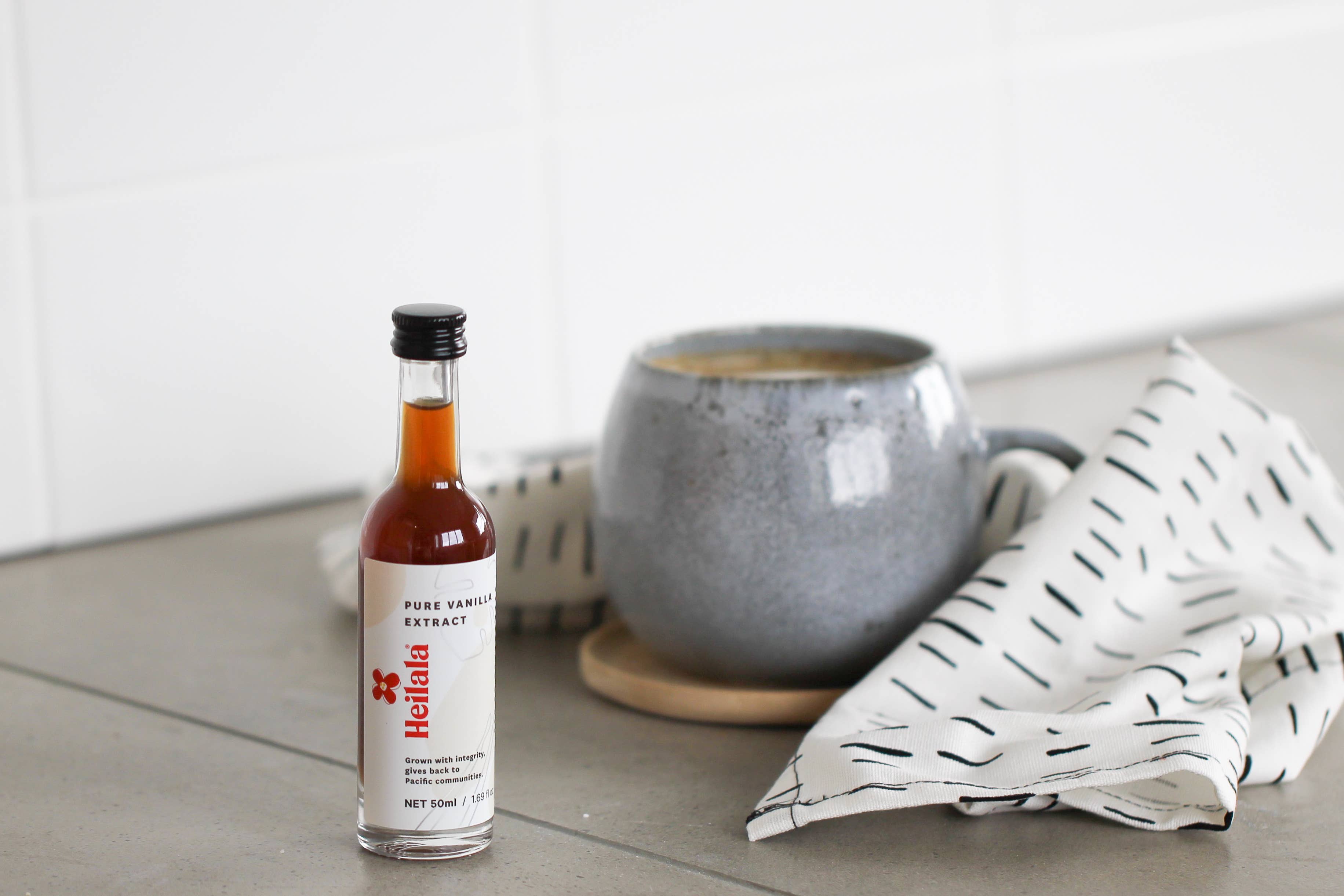Heilala Vanilla - Wholesale Vanilla/Fruit Extract - Heilala Pure Vanilla Extract 1.69 fl Oz4