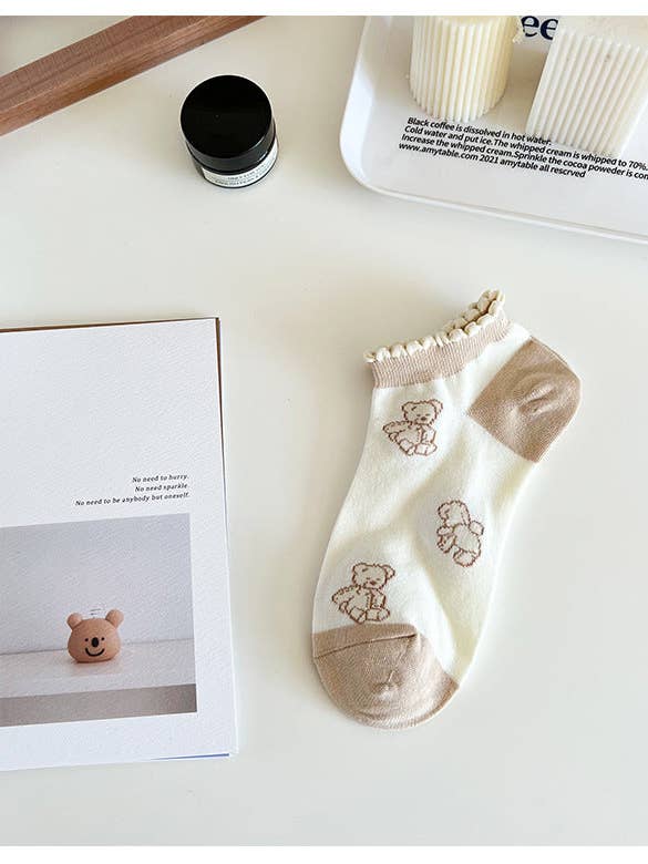 Funkyrel® Atzbranding Limited - Wholesale Socks - Women's - Rufia - Cute and Sweet Brown Bear Ankle Socks
