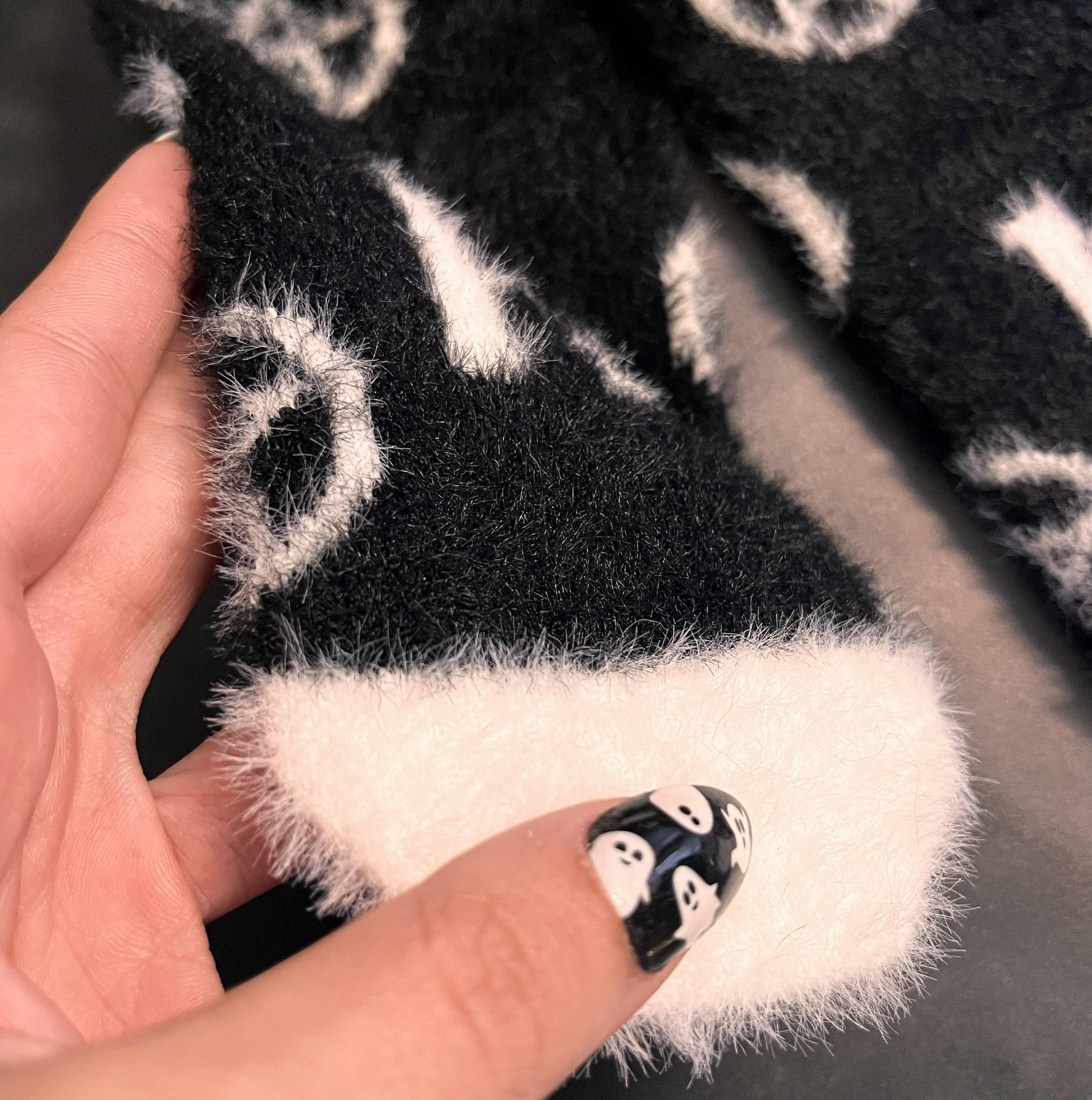 House of Hex - Wholesale Socks - Unisex - Fuzzy Pentagram Socks | Silky soft | Pentacle | witch8