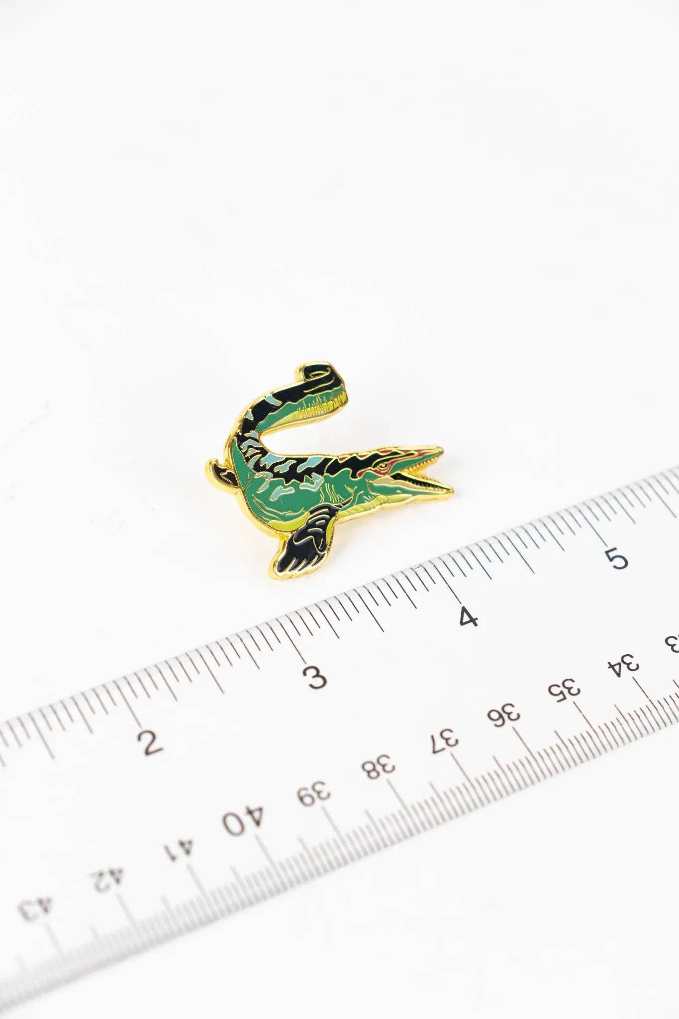 Stemcell Science Shop - Wholesale Lapel Pin/Button - Mosasaurus Enamel Pin (Mosasaurus hoffmanni)3