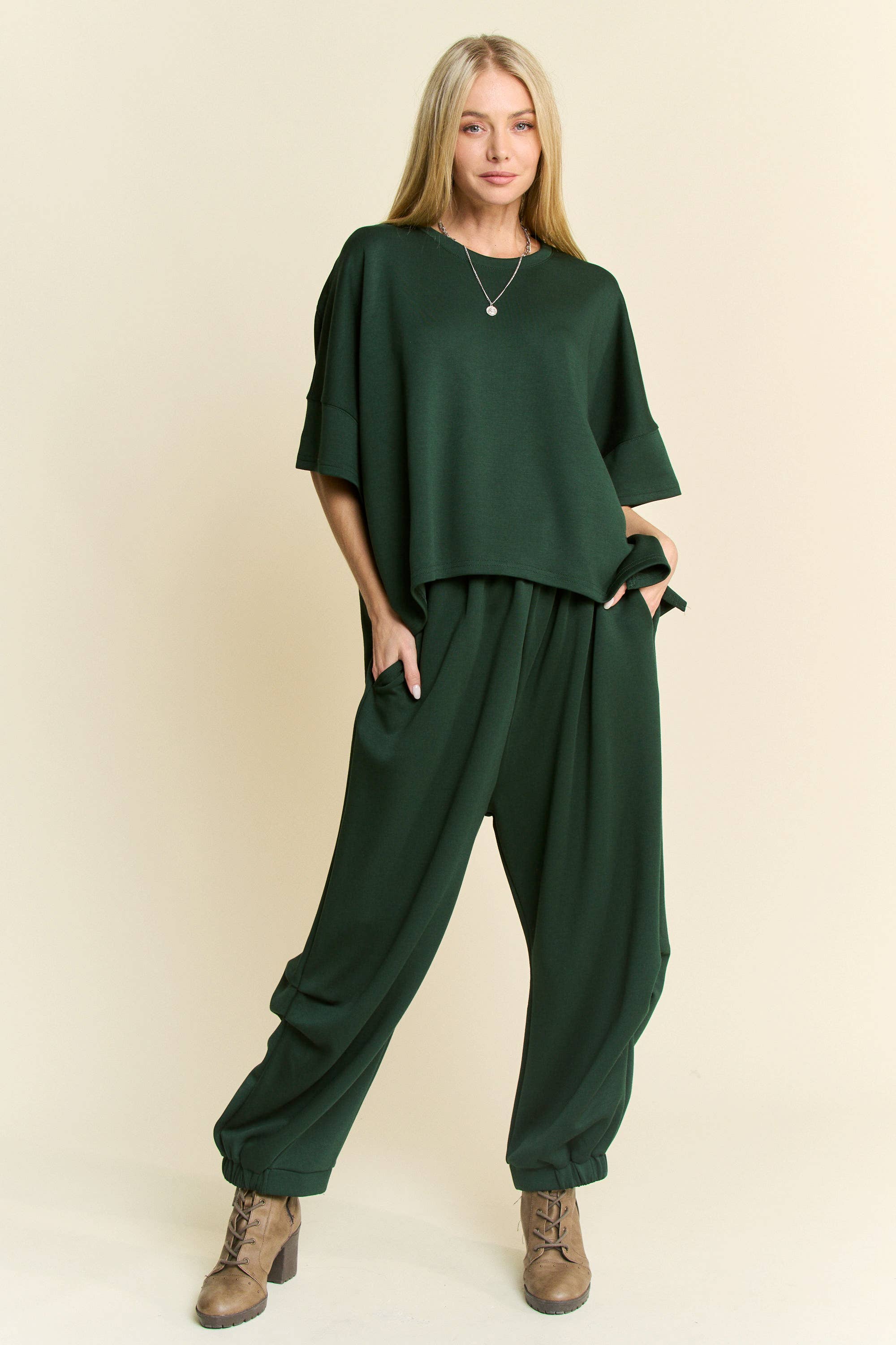 Davi & Dani - Wholesale Top & Pant Set (NOT Loungewear) - Women's - SOLID FLOWY TOP WITH ELASTIC WAIST BAND PANTS SET2