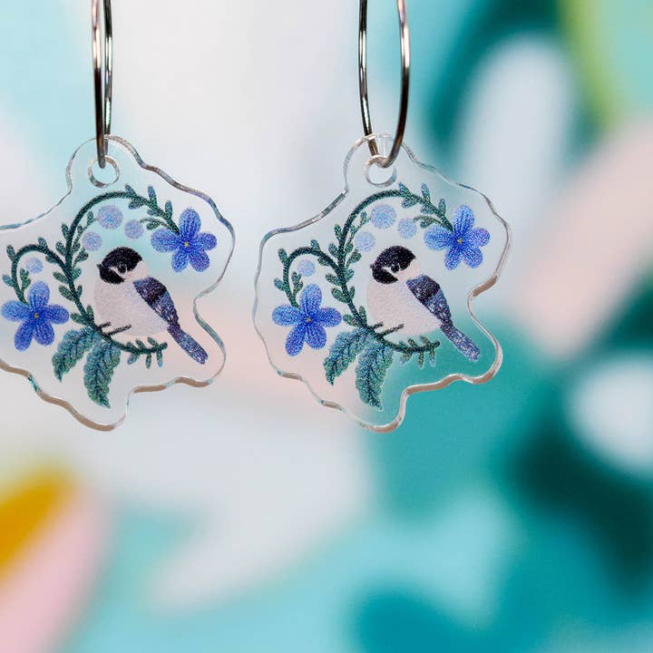 Sort-udjævnede Chickadee og violer øreringe for engroshandel hos Paper Pattern Silk