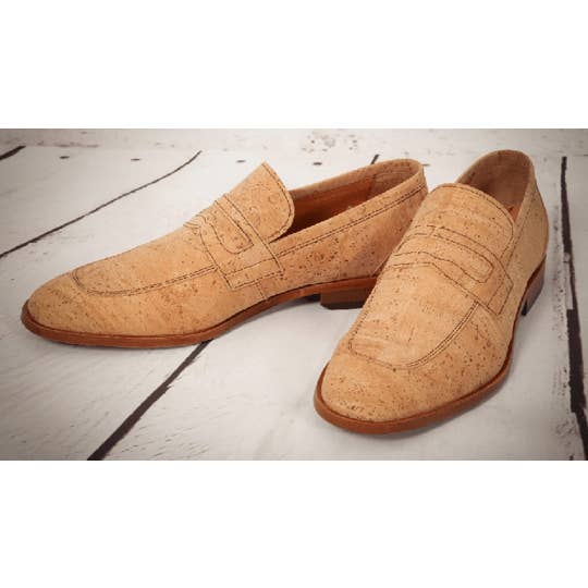 Mocassins en liège naturel pour hommes pour la vente par Ocelot Market