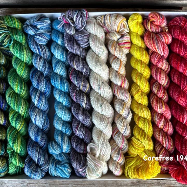 Koigu Wool Designs - Wholesale Yarn - 2024 LYS Day KOIGU PRODUCT 2 - Pencil Boxes plus bonus patt