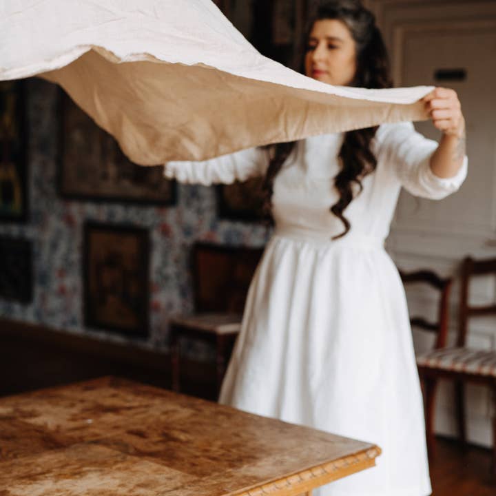 Linen Tablecloth for wholesale on Faire2