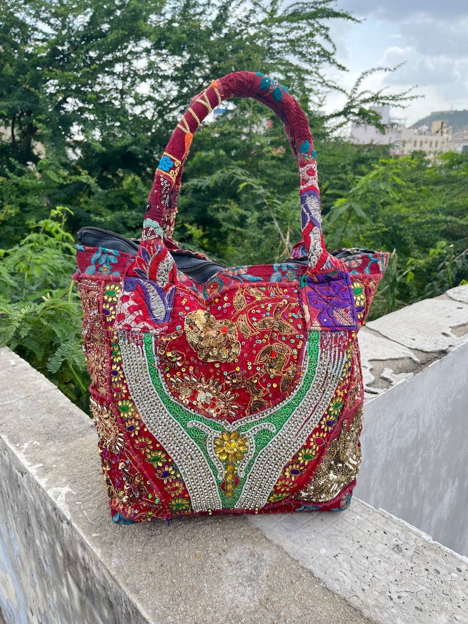 bhavnas boutique - Wholesale Shoulder Bag - Women's - Woman's Khambaadiya Beads Work Zari Work Medium Shoulder Bag4