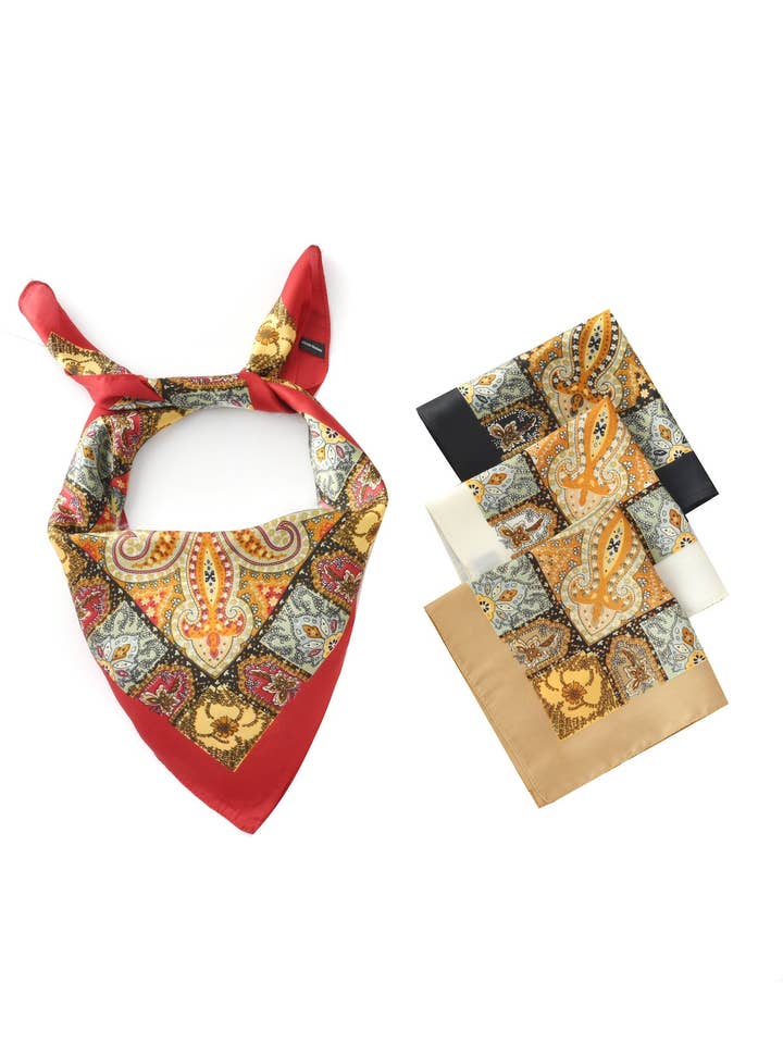 Scarvii - Foulard carré motif paisley pour la vente par Funkyrel® Atzbranding Limited