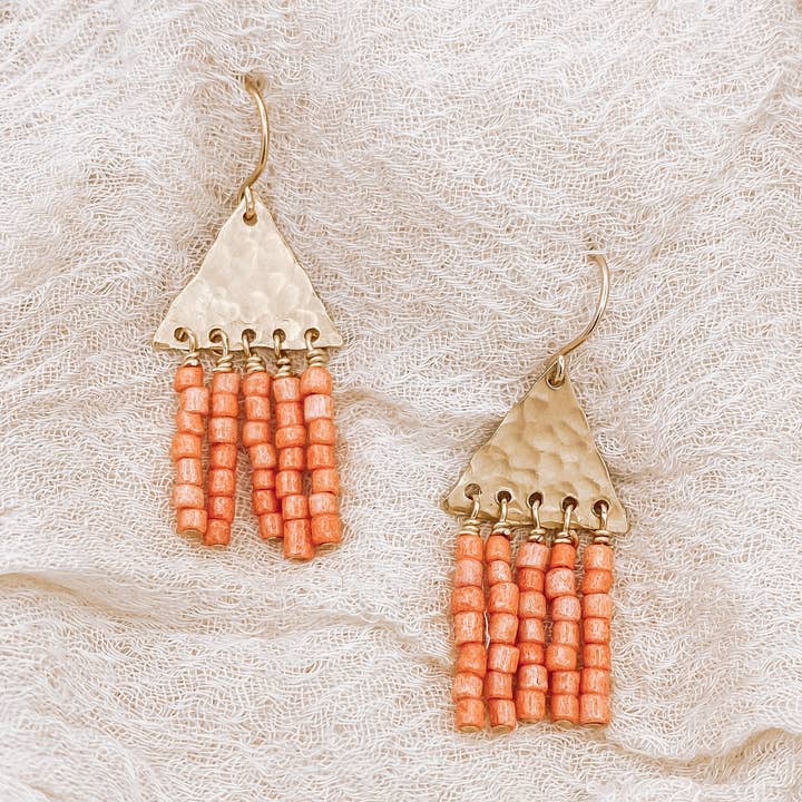 Trekantformede frynsedråber for engroshandel hos Delilah Collective