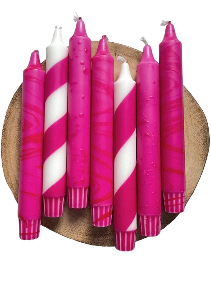 Trío de Velas Cónicas Teñidas en Degradado SCARLET ROSE para venta al por mayor de Dot Home Aroma