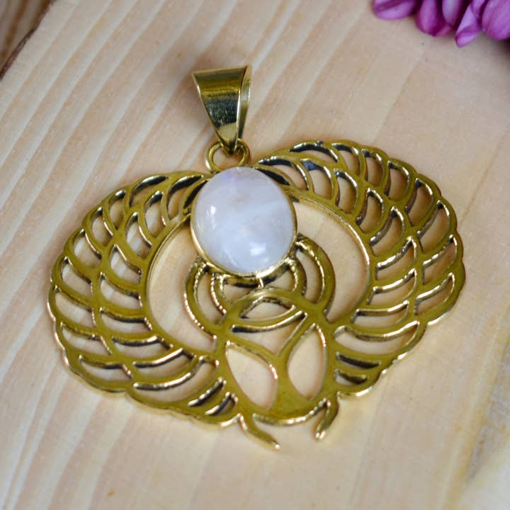 Pingente Deus Khepri Con Pietra Da Lua per la vendita all'ingrosso da parte di "The Treasure Hunter" Store