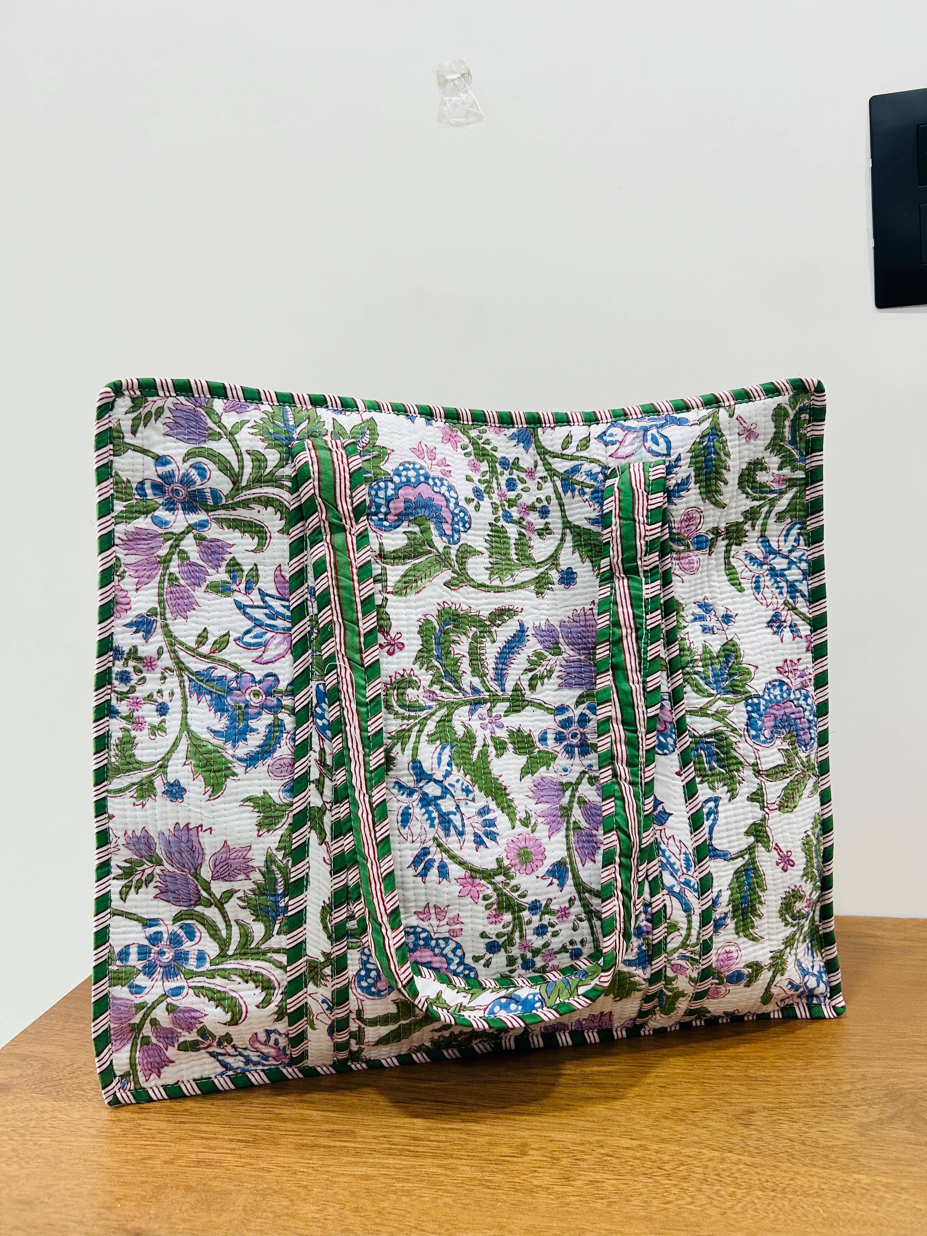 Meghcraft - Wholesale Tote Bag - Women's - Cotton Quilted Tote Bag Floral Block Print Beach Bag 4