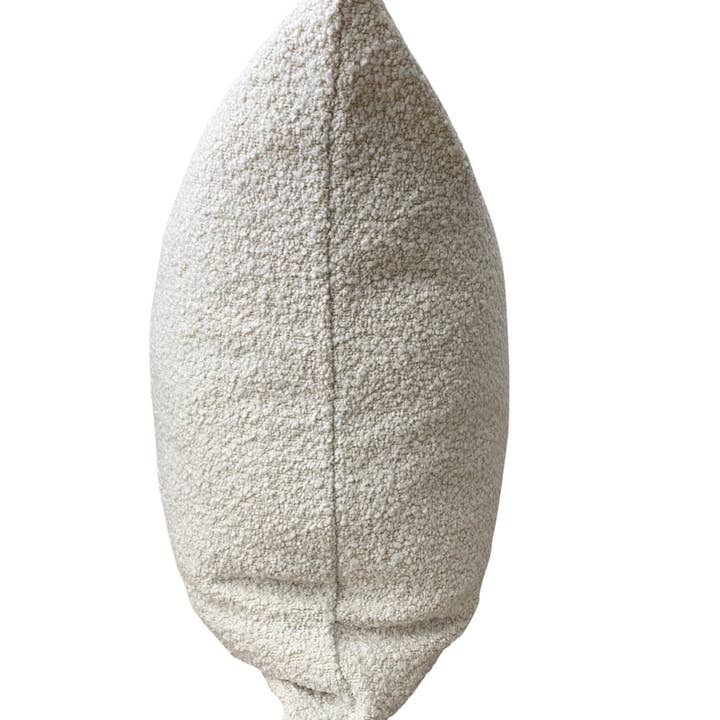 Visually Rich Home - Wholesale Throw/Decorative Pillow - Ivory Bouclé Pillow