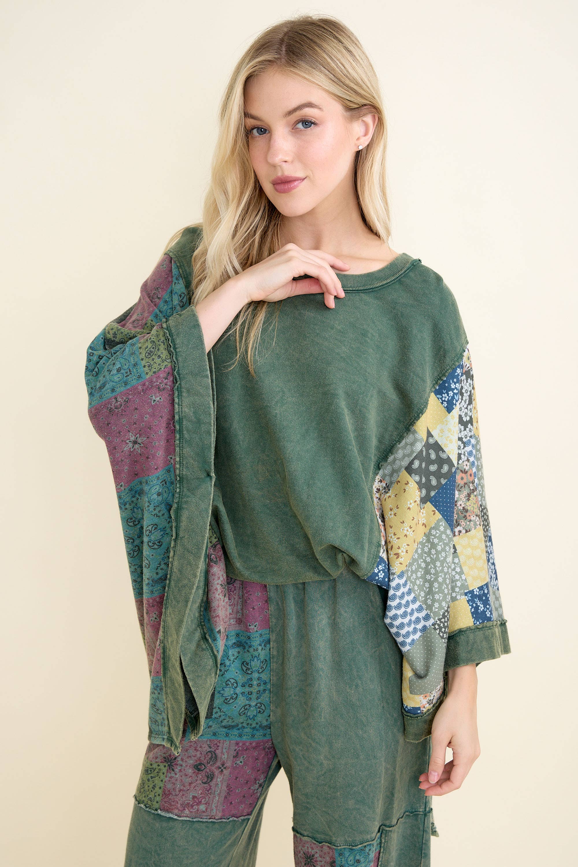 J.Her - Wholesale Poncho - Women's - Mineral Washed Boho Patch Poncho top HT6651 11