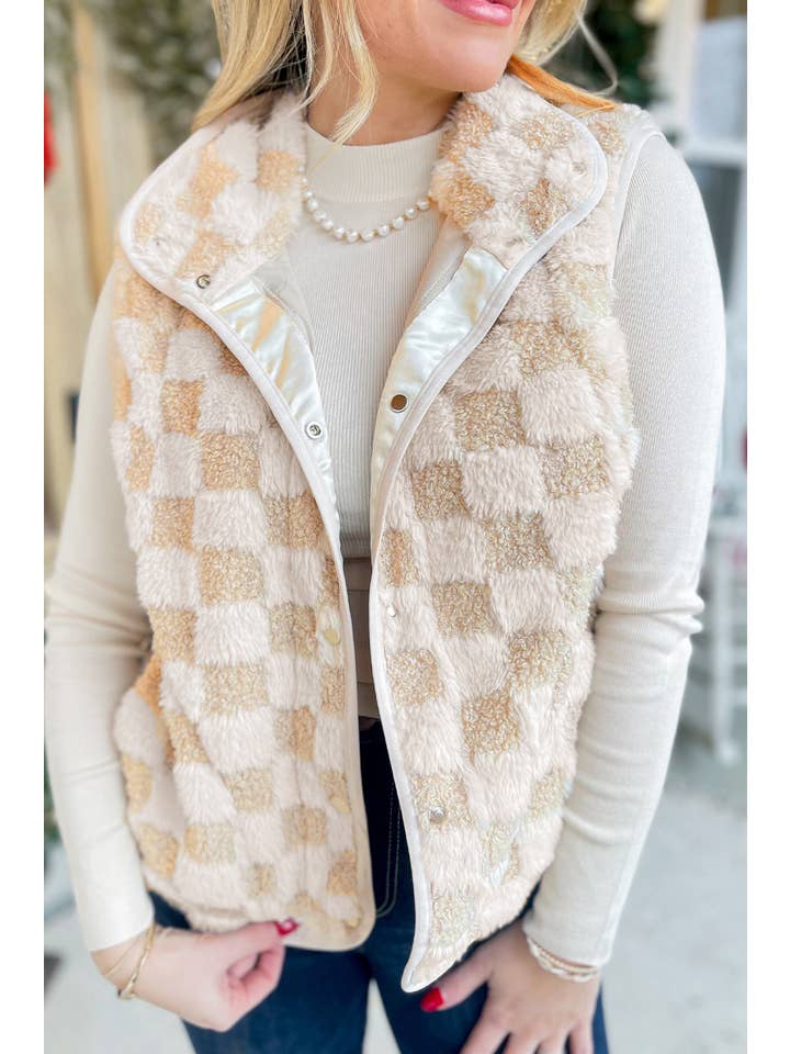 66DISCO - Wholesale Outerwear Vest - Women's - Khaki Sherpa Checkerboard Snap Button Vest Jacket