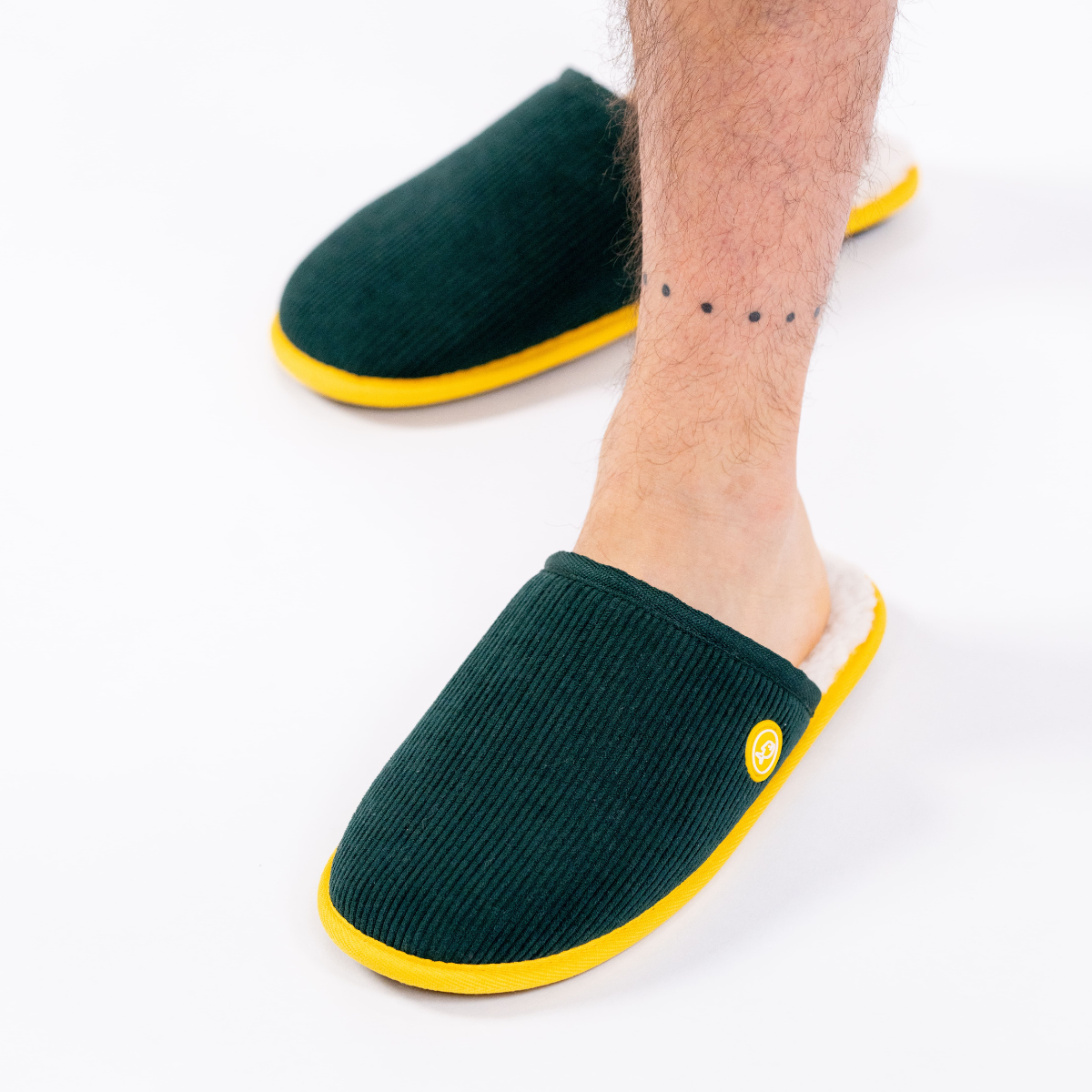 BILLYBELT - Wholesale Slippers - Unisex - Green corduroy slippers1