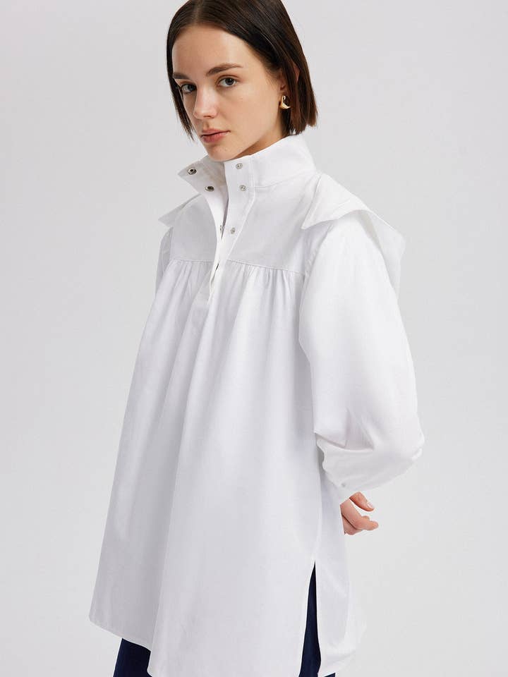 HÆTTEKLÆDT GABARDIN VINDJAKKE for engroshandel hos Touché Privé EU