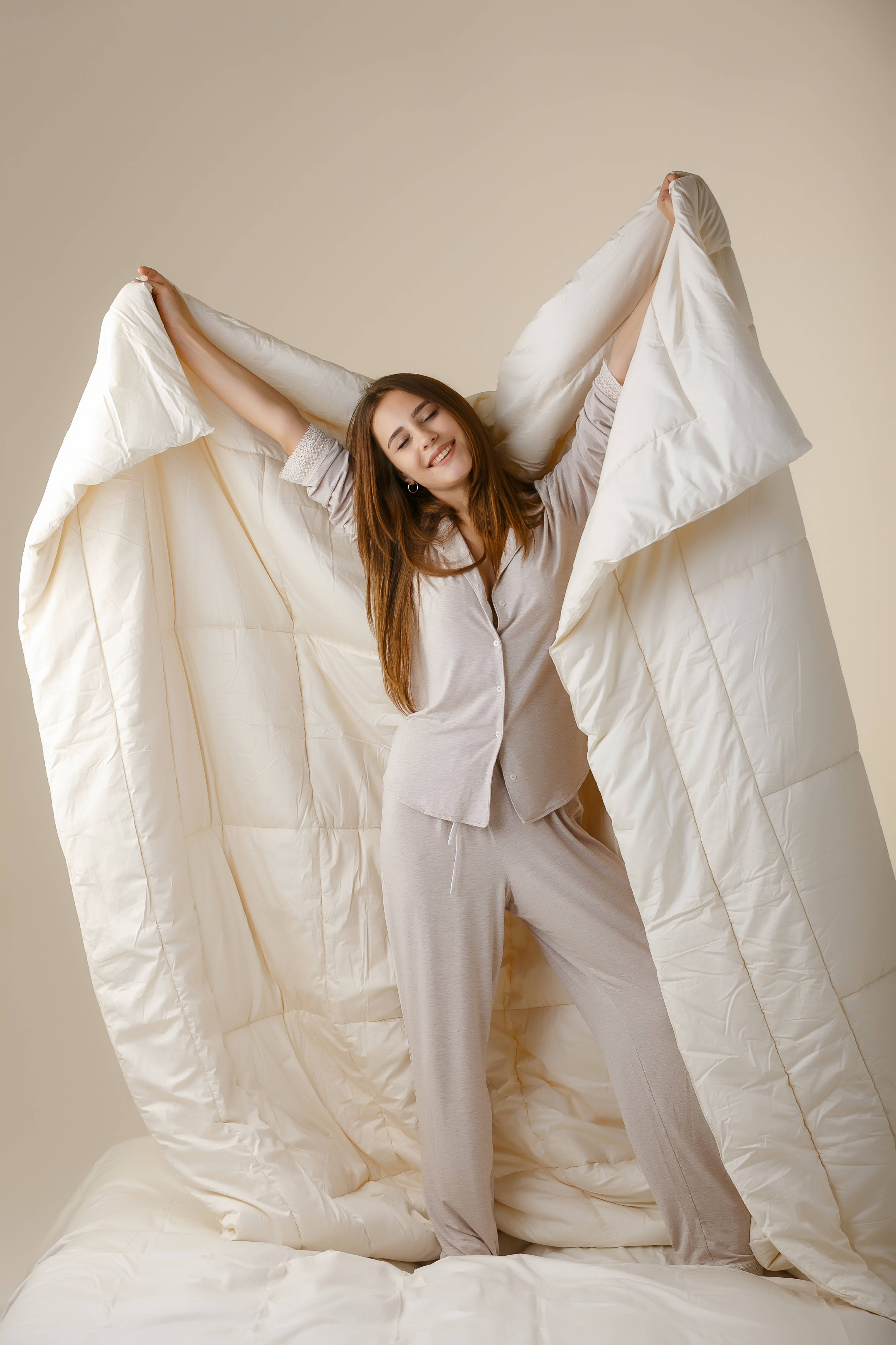 Sleep & Beyond – wholesale Down comforter – myMerino® Comforter1