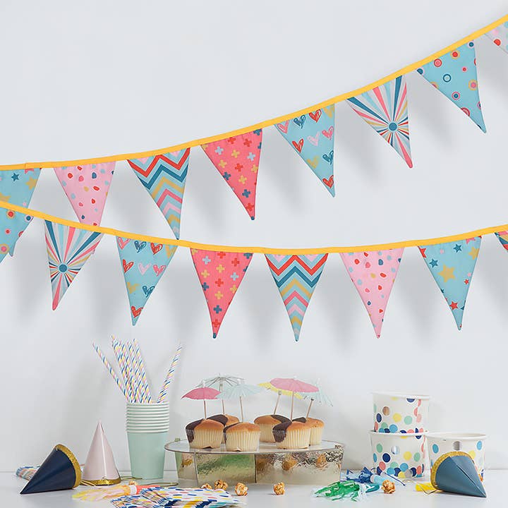 Drapeaux en tissu - Flag Line - Guirlande en tissu - S - PARTY pour la vente par Mijn Eigen Slinger