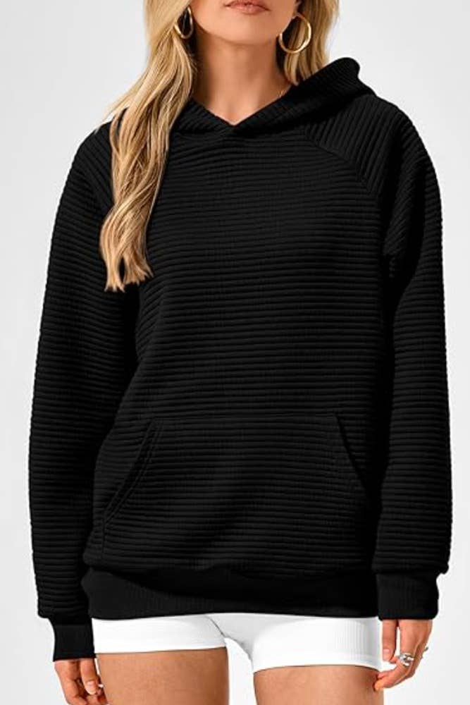 UNISHE - Wholesale Hoodie - Dames - Sweatshirt met capuchon en kangoeroezakken in effen kleur ZK217810