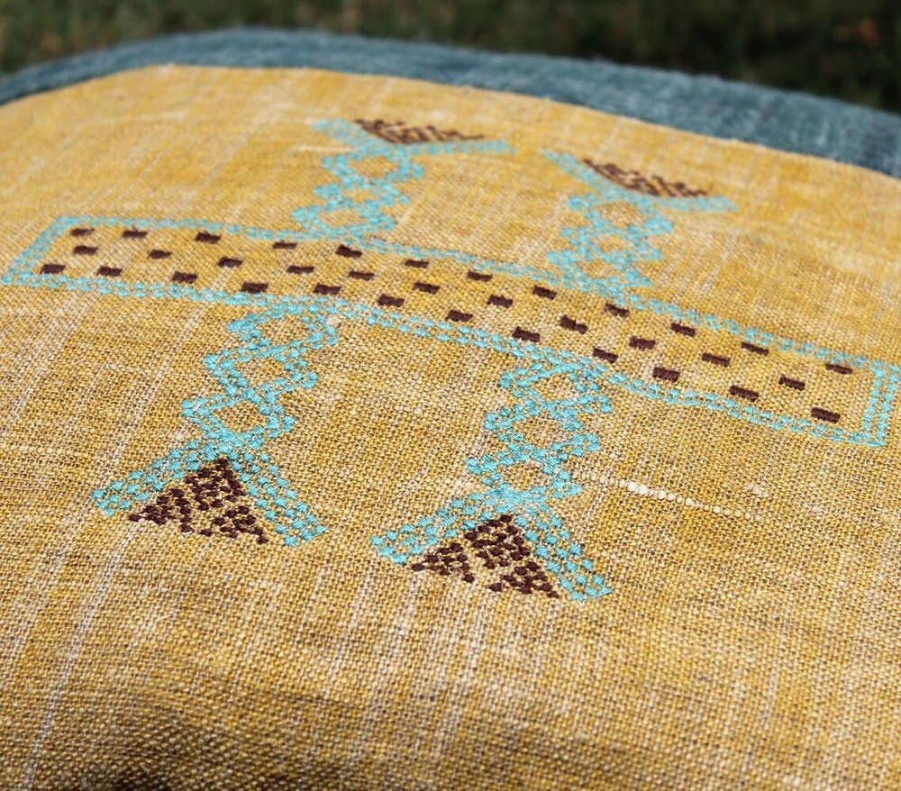 Betty Botanica - Wholesale Throw Pillow Cover - Contrast Linen Cushion Cover 50cm x 50cm3