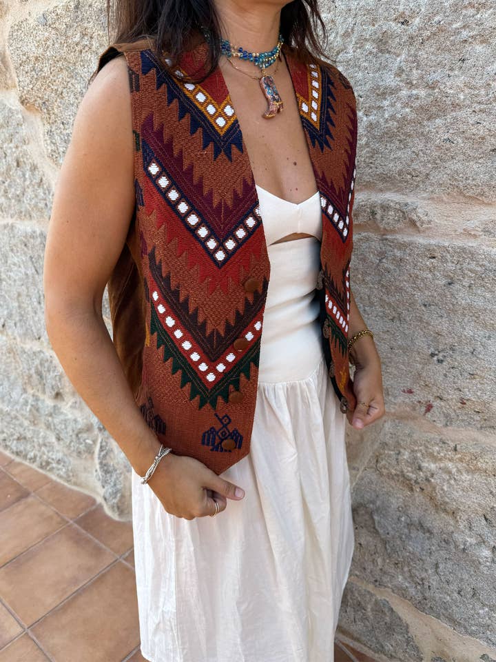 Mexicaans gilet in bruine aardetinten – ambachtelijk voor wholesale door Truhanas