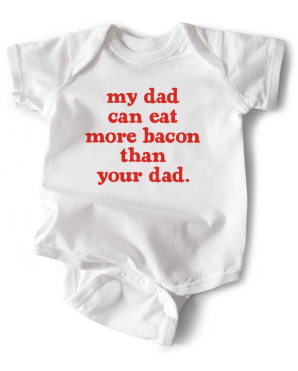 Wry Baby – Engroshandel Bodysuit - Baby – Min far kan spise mere bacon end din | Sjovt babytøj0